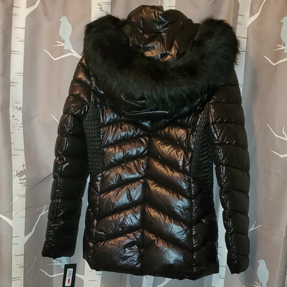 ❗️SOLD❗️Kenneth Cole New York Glossy Puffer Jacket - Picture 6 of 12